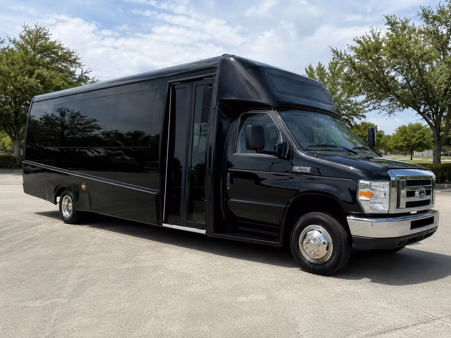 20 passenger minibus