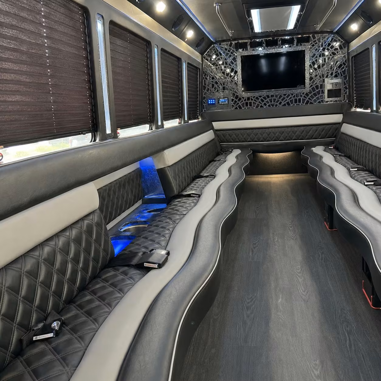 a party bus in nyc keeps your prom group together all night long