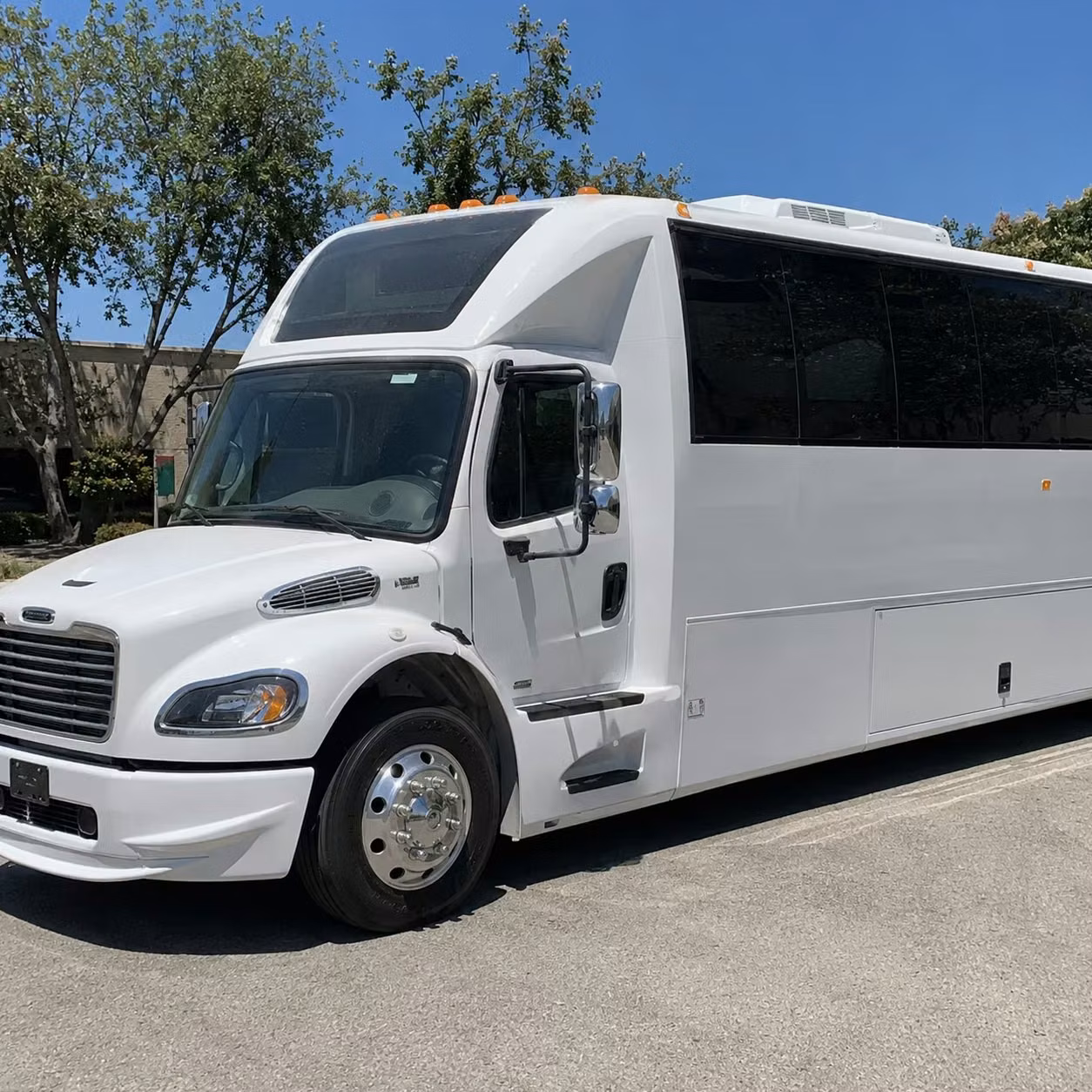 bachelorette party bus rentals through new york city s best neighborhoods
