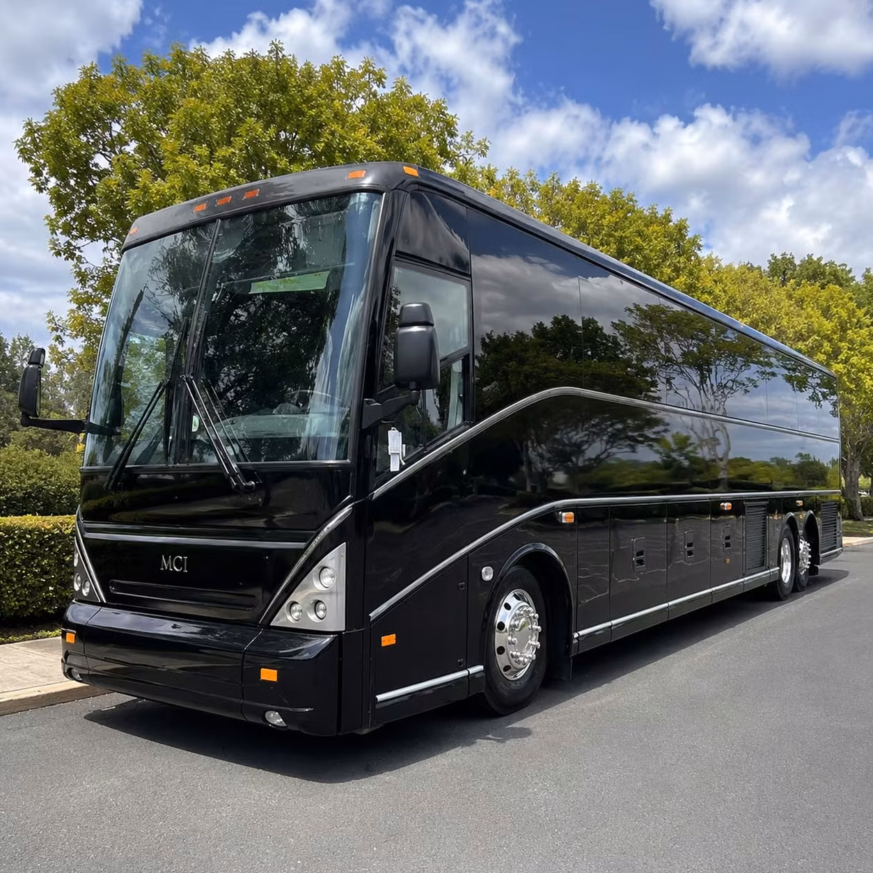 concert bus rentals to madison square garden nyc s most iconic venue