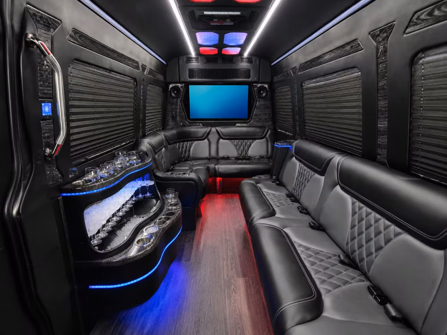 newyorkcoachbusservice com lets you compare multi day and overnight bus rentals from new york city